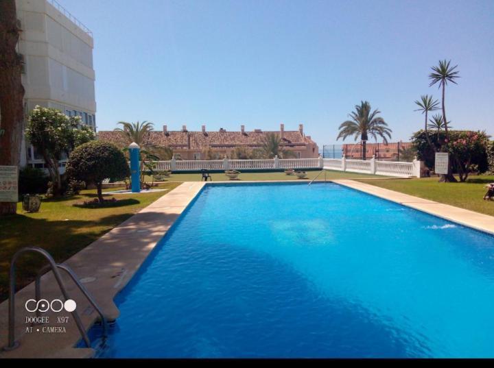 Apartamento Los Cisnes Beach Studio 100M Playa Benalmádena Exterior foto